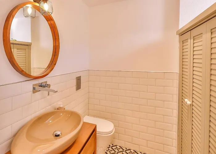 Melissa Peninsula Villa